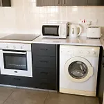 Daire Blu Mackenzie 1 Bdr Flat With Pool *