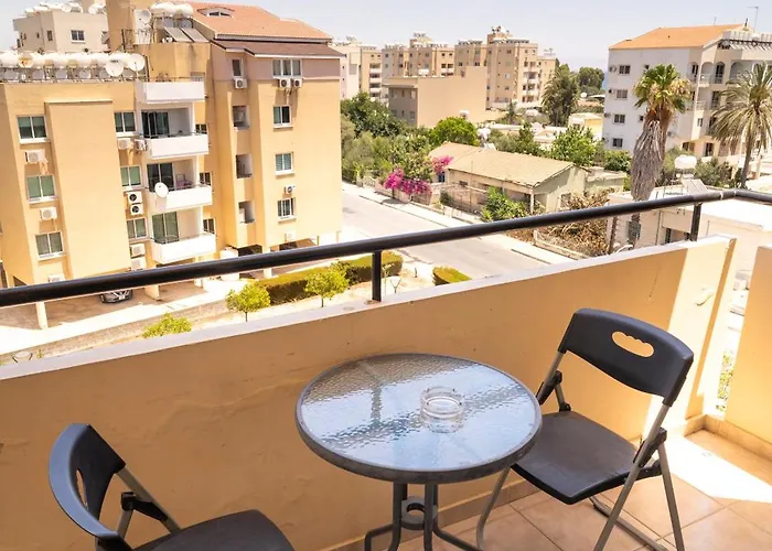 Blu Mackenzie 1 Bdr Flat With Pool Apartament *