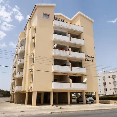 Blu Mackenzie 1 Bdr Flat With Pool Appartement