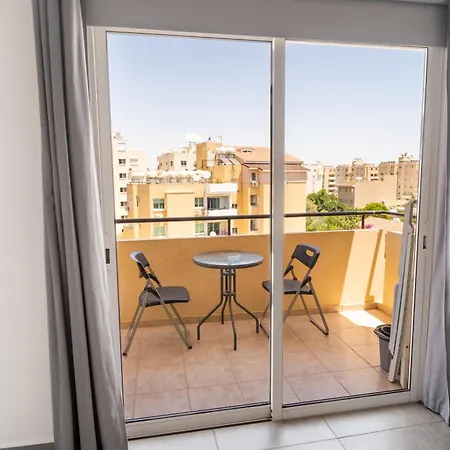 Blu Mackenzie 1 Bdr Flat With Pool * Larnaca