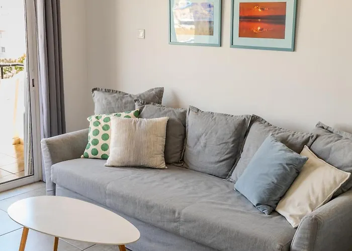 Blu Mackenzie 1 Bdr Flat With Pool Appartement